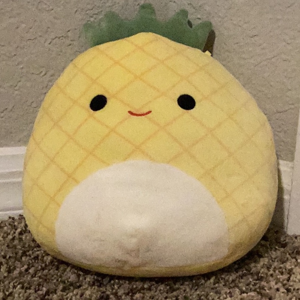 Maui 8 inch Squishmallow (pineapple)
